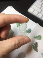 Load image into Gallery viewer, 100% Natural type A clear/ sunny green/ purple jadeite jade 3D fish Pendant BL71