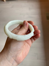 Load image into Gallery viewer, 57.5mm 100% Natural white carved feathers Xiu Jade (Serpentine) bangle SY53