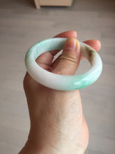 Load image into Gallery viewer, 53mm 100% natural certified sunny green/white(白底青) jadeite jade bangle BK81-5255