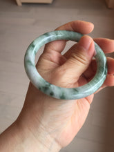 Load image into Gallery viewer, 56mm certified 100% natural Type A light green/white with green floating flowers round cut jadeite jade bangle BS92-6607