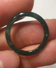 Load image into Gallery viewer, 100% natural type A icy watery light green/blue/gray  Guatemala jadeite jade band ring R118