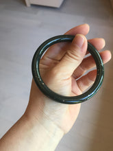 Load image into Gallery viewer, 60.5mm 100% Natural dark green/black meteorite Stellar Night sky slim round cut nephrite bangle HT117-0757