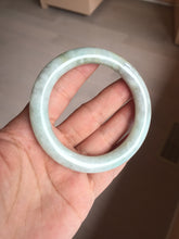 Load image into Gallery viewer, 55.5mm Certified 100% natural Type A light green yellow chubby round cut jadeite jade bangle BQ38-5780