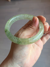 Load image into Gallery viewer, 58.8mm 100% natural fresh icy green mica bangle SY75