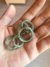 Load image into Gallery viewer, 100% natural type A ice watery black/brow/gray (Wu ji, 冰乌鸡) Chinese ink painting(水墨) jadeite jade band ring AT109