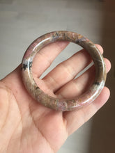 Load image into Gallery viewer, 52.8mm 100% natural fresh light pink/black round cut rose stone (Rhodonite)bangle XY104