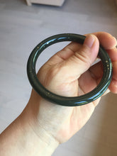 Load image into Gallery viewer, 60.5mm 100% Natural dark green/black meteorite Stellar Night sky slim round cut nephrite bangle HT117-0757