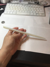 Load image into Gallery viewer, 20.5cm 100% Natural light green white Xiu Jade Serpentine oval style hairpin AW19