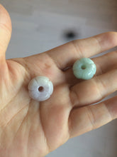 Load image into Gallery viewer, 16mm 100% natural light green/purple carved lotus jadeite jade beads K120