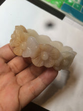 Load image into Gallery viewer, 56.7mm 100% natural light yellow/white Quartzite (Shetaicui jade) carved galsang flower(格桑花) bangle XY68