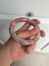 Load image into Gallery viewer, 56mm 100% natural chubby pink rose stone (Rhodonite) round cut bangle XY70