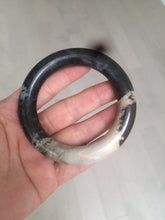 Load image into Gallery viewer, 53.4mm 100% natural chubby pink/black/brown rose stone (Rhodonite) round cut bangle XY69