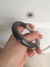 Load image into Gallery viewer, 53.4mm 100% natural chubby pink/black/brown rose stone (Rhodonite) round cut bangle XY69