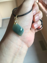 Load image into Gallery viewer, 100% natural type A Guatemala jadeite jade icy watery yellow green black Willow leaf pendant group BP63