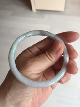 Load image into Gallery viewer, 58mm certified 100% natural type A light green/purple with green fly flowers round cut jadeite jade bangle BN55-3123