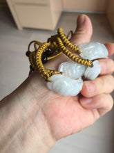 Load image into Gallery viewer, 100% natural jadeite jade carved PiXiu (貔貅) bracelet BN75