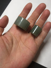 Load image into Gallery viewer, 100% natural type A black/dark green/gray (油青) broad jadeite jade band ring thumb ring bead set BN79