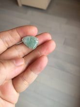 Load image into Gallery viewer, 100% Natural type A clear/light green jadeite jade 3D tropical fish Pendant group BF152