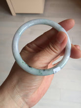 Load image into Gallery viewer, 57mm certified 100% natural type A light green/purple with green fly flowers round cut jadeite jade bangle BN59-3125