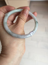 Load image into Gallery viewer, 58mm certified 100% natural type A light green/purple with green fly flowers round cut jadeite jade bangle BN55-3123