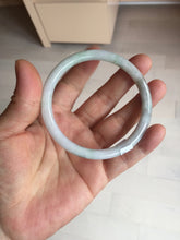 Load image into Gallery viewer, 58mm certified 100% natural type A light green/purple with green fly flowers round cut jadeite jade bangle BN55-3123