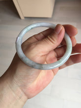 Load image into Gallery viewer, 58mm certified 100% natural type A light green/purple with green fly flowers round cut jadeite jade bangle BN55-3123