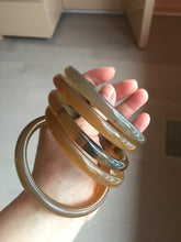 Load image into Gallery viewer, 60-64.5mm 100% Natural black brown beige slim Buffalo Horn bangle group CB56