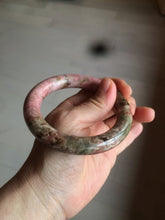 Load image into Gallery viewer, 55.5 100% natural red/pink/black/gray chubby round cut rose stone (Rhodonite) bangle SY23