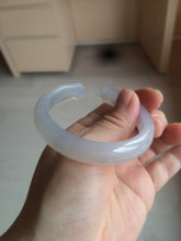 Load image into Gallery viewer, 52.2mm 100% natural icy light pale pink/white agate carved cat paws bangle SY57