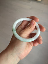 Load image into Gallery viewer, 55.4mm Certified 100% Natural type green/white with green floating flowers round cut Jadeite Jade bangle BK86-4660