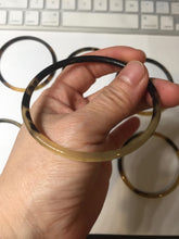 Load image into Gallery viewer, 60-62mm 100% Natural black brown beige slim Buffalo Horn bangle group CB54