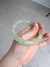 Load image into Gallery viewer, 58.8mm 100% natural fresh icy green mica bangle SY75