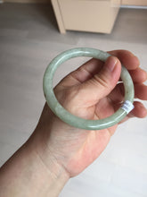 Load image into Gallery viewer, 58.6mm Certified Type A 100% Natural light green/brown round cut Jadeite Jade bangle AR109-4512