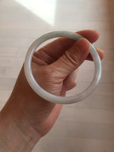 Load image into Gallery viewer, 59.5mm 100% natural certified light green/white round cut slim jadeite jade bangle BL43-1824