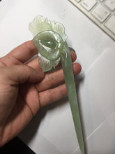 Load image into Gallery viewer, 16cm 100% Natural light green Xiu Jade Serpentine vantage carved lily hairpin AW23