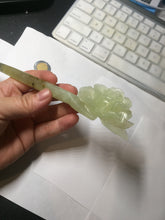 Load image into Gallery viewer, 17.5cm 100% Natural light green Xiu Jade Serpentine vantage carved peony hairpin AW24