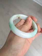 Load image into Gallery viewer, 53mm 100% natural certified sunny green/white(白底青) jadeite jade bangle BK81-5255