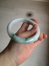 Load image into Gallery viewer, 60.6mm certified 100% Natural green/white with green floating flowers Jadeite Jade bangle AZ36-4373