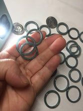 Load image into Gallery viewer, 100% natural type A green/blue/purple Guatemala jadeite jade band ring group PD9