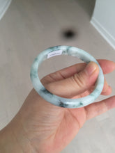 Load image into Gallery viewer, 51.5mm certified 100% natural Type A light green/white with green floating flowers oval jadeite jade bangle AM83-1631
