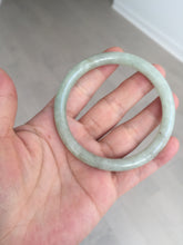 Load image into Gallery viewer, 58.6mm Certified Type A 100% Natural light green/brown round cut Jadeite Jade bangle AR109-4512