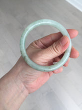Load image into Gallery viewer, 58.6mm Certified Type A 100% Natural light green/brown round cut Jadeite Jade bangle AR108-4511