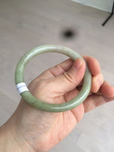 Load image into Gallery viewer, 58.5mm 100% natural certified green/yellow/gray round cut jadeite jade bangle BK14-3294