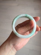 Load image into Gallery viewer, 53mm 100% natural certified sunny green/white(白底青) jadeite jade bangle BK81-5255