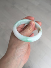 Load image into Gallery viewer, 53mm 100% natural certified sunny green/white(白底青) jadeite jade bangle BK81-5255