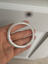 Load image into Gallery viewer, 51mm Certified Type A 100% Natural icy watery light green/white oval Jadeite Jade bangle AR91-1490