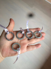 Load image into Gallery viewer, 100% natural type A green/black (青花乌鸡芝麻糊) jadeite jade band ring AE57