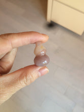 Load image into Gallery viewer, 100% natural icy purple/brown/red Quartzite (jinsi jade, 金丝玉) Golden Silk Jade gourd ( 葫芦, 福禄) pendant/handhold worry stone/desk decor SY73