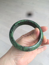 Load image into Gallery viewer, 60.5mm 100% natural green/red/black Epidote (红绿宝)bangle CB62
