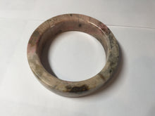 Load image into Gallery viewer, 53mm 100% natural pink/black time series(时光系列) square style rose stone (Rhodonite)square bangle XY103